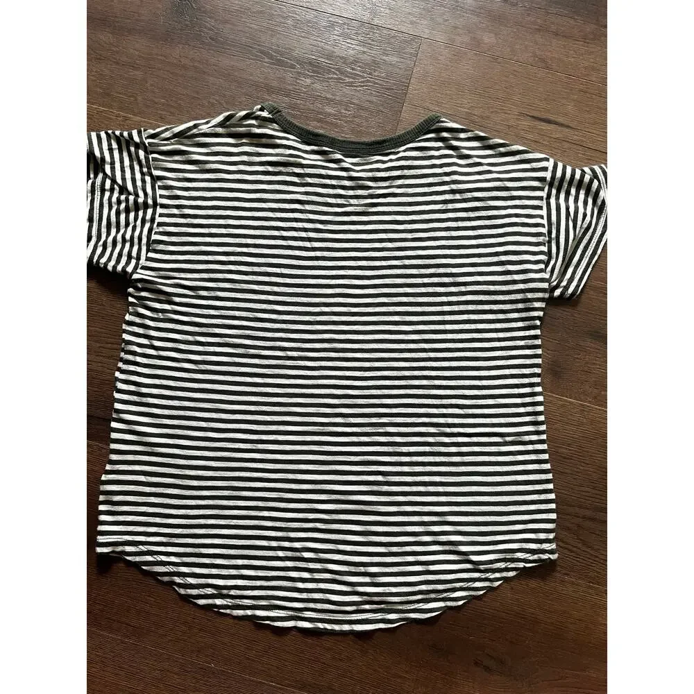 Madewell Olive Green White Striped Cotton Tee Women’s Small Relaxed Crewneck